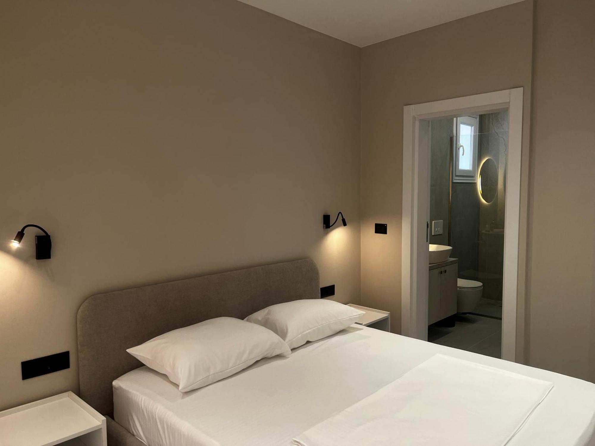 Lian'S Rooms Vlorë Екстериор снимка