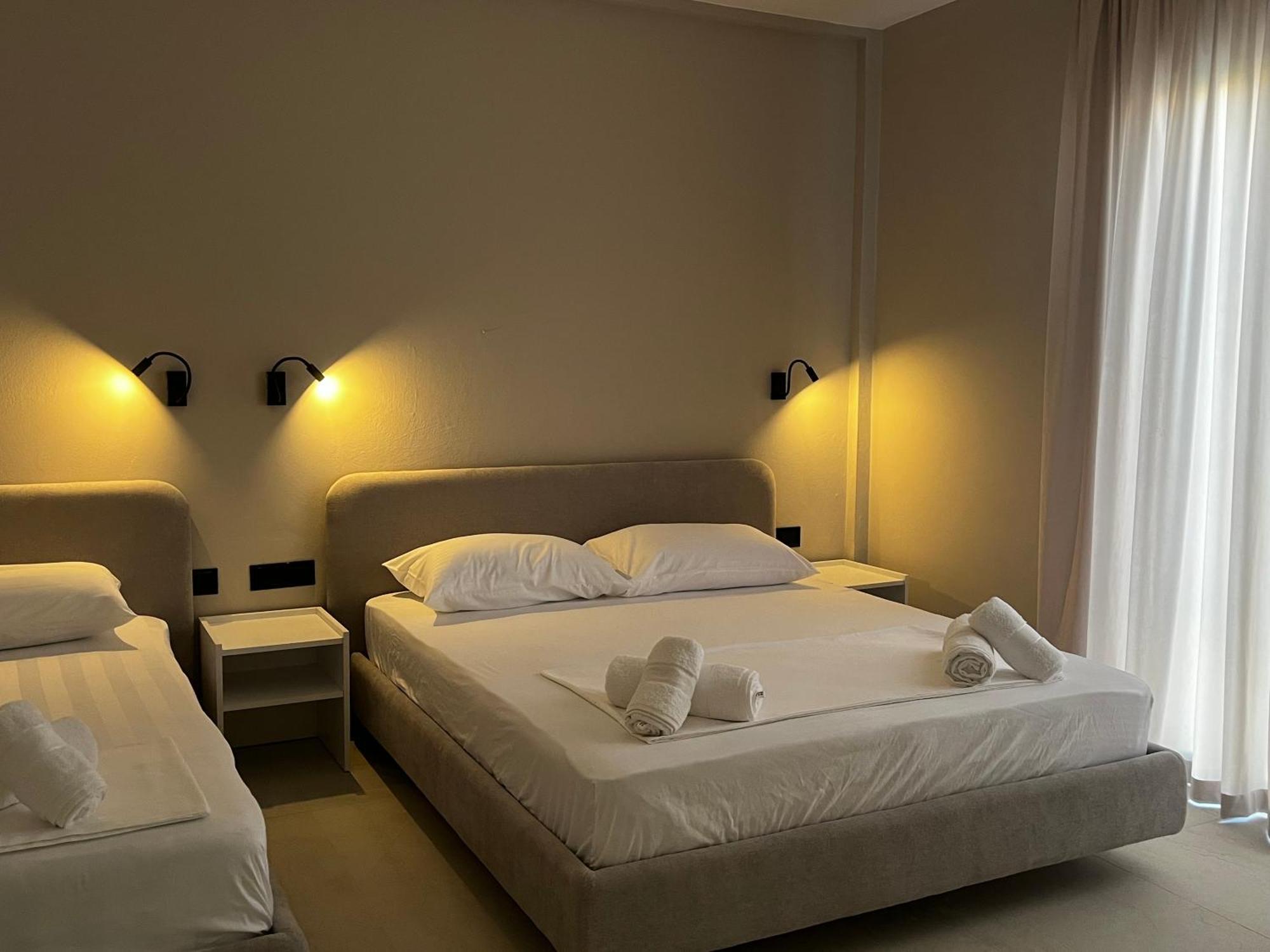 Lian'S Rooms Vlorë Екстериор снимка