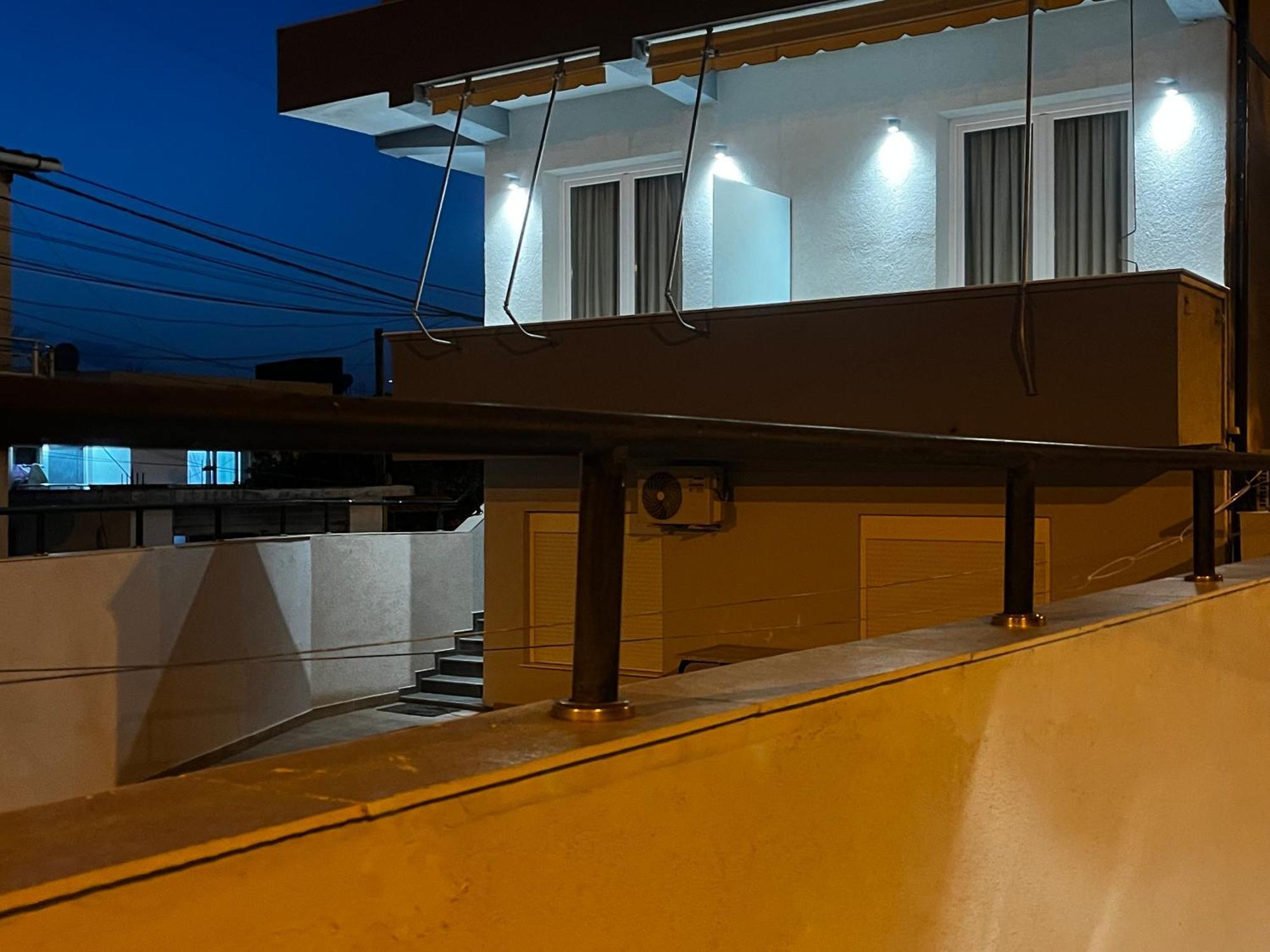 Lian'S Rooms Vlorë Екстериор снимка