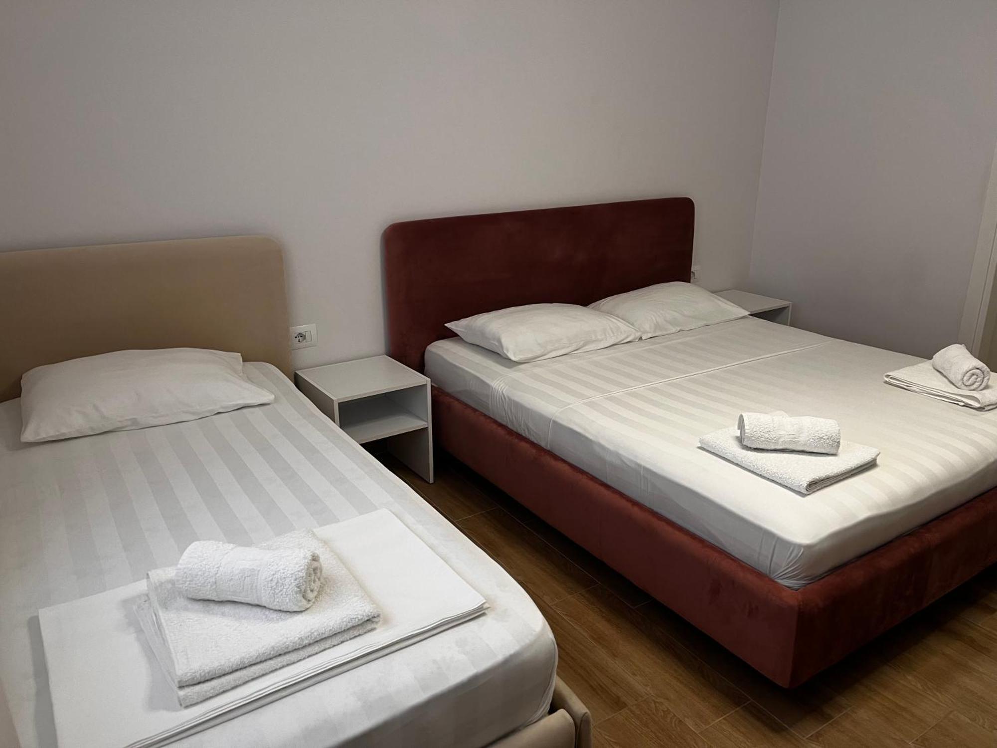 Lian'S Rooms Vlorë Екстериор снимка